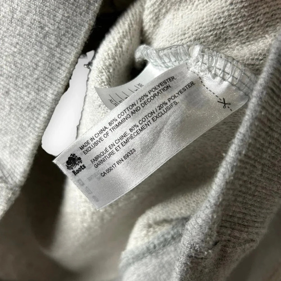 Roots Light Grey Hood with Embroidered Beaver  Logo XS - Picture 7 of 8
